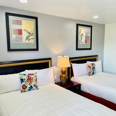Siesta Inn Sarasota - Indian Beach Номер фото