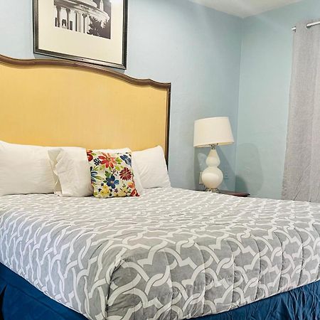 Siesta Inn Sarasota - Indian Beach Номер фото
